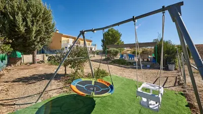 Zona de juegos infantil en Paraje Arrañales by Ruralidays