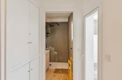 Un baño de Deanes Califa Suites 5