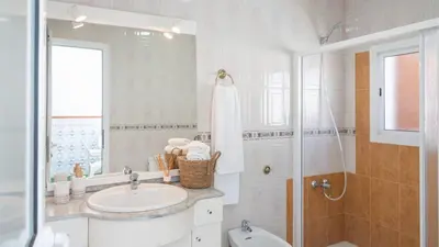 Un baño de Casa Ángeles Cuevas Bajas by Ruralidays