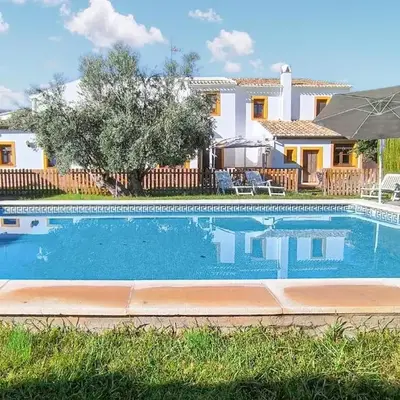 Beautiful Home In Almedinilla