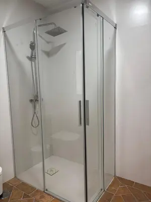 Un baño de Écija Confort by Casa Yaye