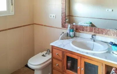 Plano de 3 Bedroom Stunning Home In Antequera