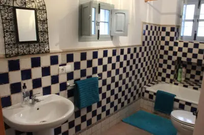 Un baño de Las Estrellas at Cortijo de Los Cien Canos