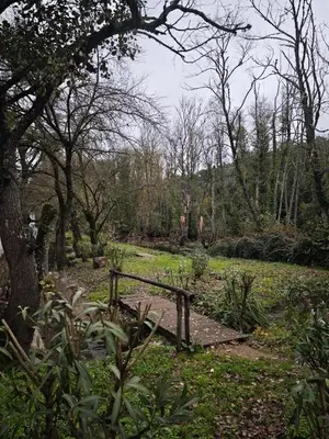Jardín al aire libre en El Andén del Hueznar