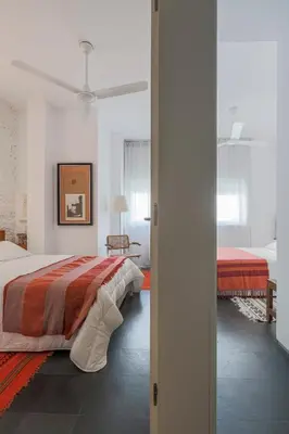 Cama o camas de una habitación en Duplex with terrace and pool in the center, WiFi, AC Matahacas dos dormitorios