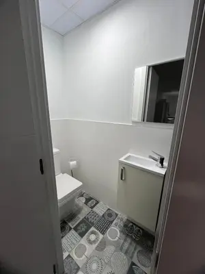 Un baño de Apartamento La Roldana, con Patio 50 mts VUT-SE-15216