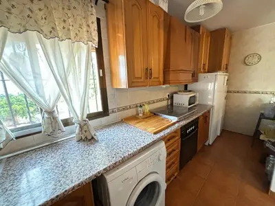 Una cocina o zona de cocina en Jaén Interior El Lentisquillo