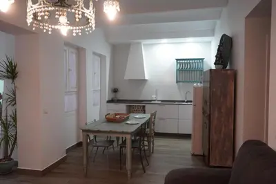 Una cocina o zona de cocina en Piso acogedor en el centro de Montilla