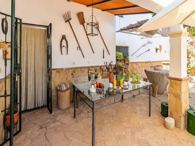 Bebidas en Holiday Home in Archidona with private pool