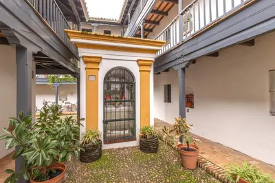 Edificio en el que se encuentra el apartamento