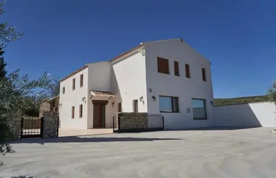 Edificio en el que se encuentra la casa o chalet