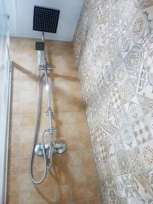 Un baño de 1 Noques