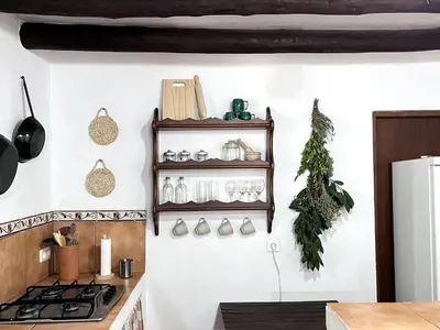 Una cocina o zona de cocina en Casa rural con Starlink a 30 min de Málaga