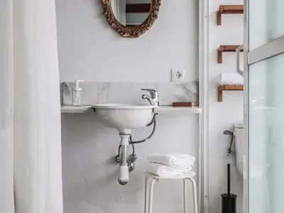 Un baño de San Leandro ático