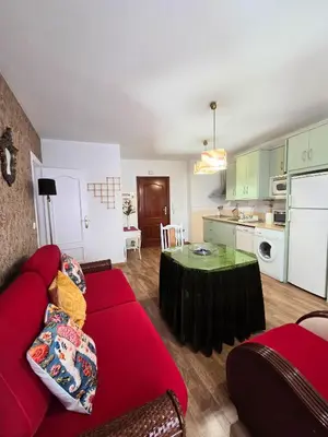 Una cocina o zona de cocina en The Llanete Collection 01