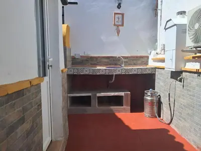 Una cocina o zona de cocina en Villa Tara Los Arcos