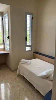 Cama o camas de una habitación en Residencia Universitaria RUDMA LOS BERMEJALES