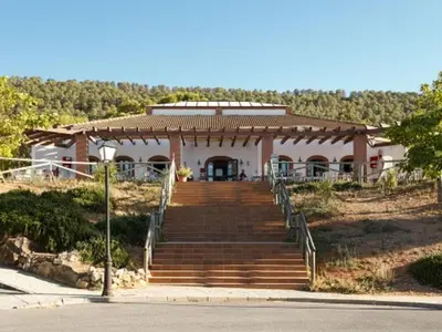 Edificio en el que se encuentra el camping