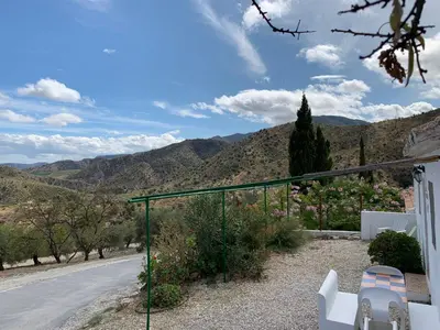 Vista general de una montaña o vista desde the country house