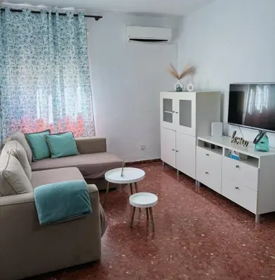 Una televisión o centro de entretenimiento en Alojamiento rural El Membrillo