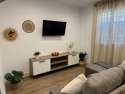 Una televisión o centro de entretenimiento en Secunda Romana