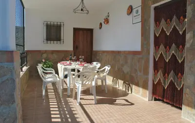 Un balcón o terraza de Awesome Home In Montefrio