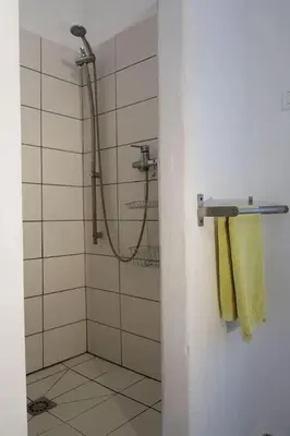 Un baño de Olive Branch El Chorro