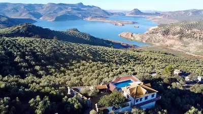 Paisaje cerca of this country house