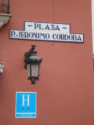 Certificado, premio, señal o documento que está expuesto en Hotel Doña Blanca