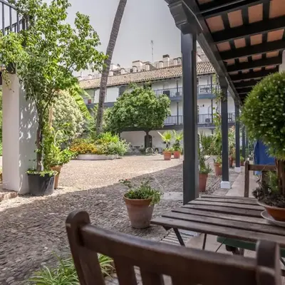 Apartamentos Gadi Corral Siglo XVI