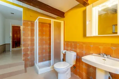 Un baño de Casa Ludima