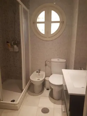 Un baño de Apartamento Barrio Santa Cruz