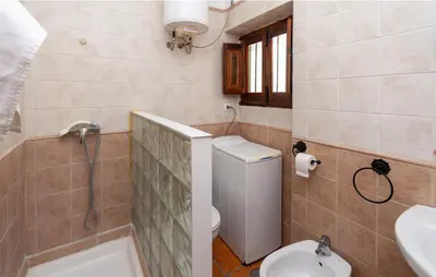 Un baño de Charming House in Montefrío with Private Pool