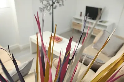Una televisión o centro de entretenimiento en Noches de ensueño