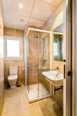 Un baño de Hostel A2C