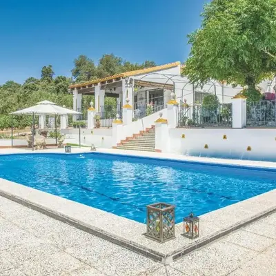 Lovely Home In Constantina