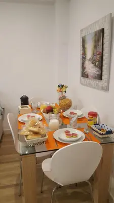 Comida en o cerca de este apartamento