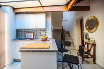 Una cocina o zona de cocina en Divi Apartaments Centro Sevilla