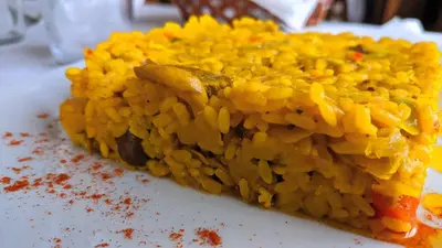 Comida en o cerca de este hostal o pensión