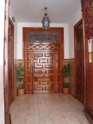 Fachada o entrada de Hostal Durán