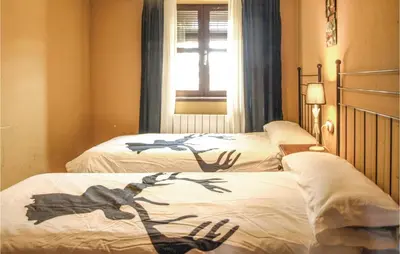 Cama o camas de una habitación en Stunning Home In Villanueva Del Duque