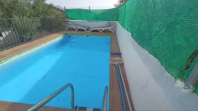 Piscina en o cerca de Sierra Alcaide