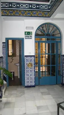 Fachada o entrada de Pensión La Montoreña
