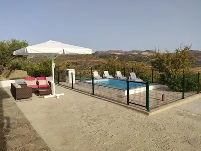 Piscina en o cerca de Casa Rural Cerca Del Caminito Del Rey Ardales