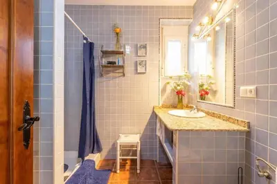 Un baño de Spacious villa with mountain view in Archidona, private pool