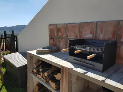 Barbacoa disponible para clientes en the country house