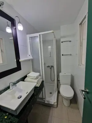 Un baño de Itaca Colón by Soho Boutique