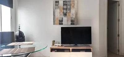 Una televisión o centro de entretenimiento en AL-ANDALUS: Juderia, Mezquita