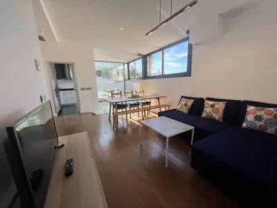 Una cocina o zona de cocina en Ático San Bernardo Terraza y Parking Incluido