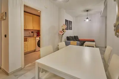 Una cocina o zona de cocina en TWO BEDROOMS Leonor Dávalos